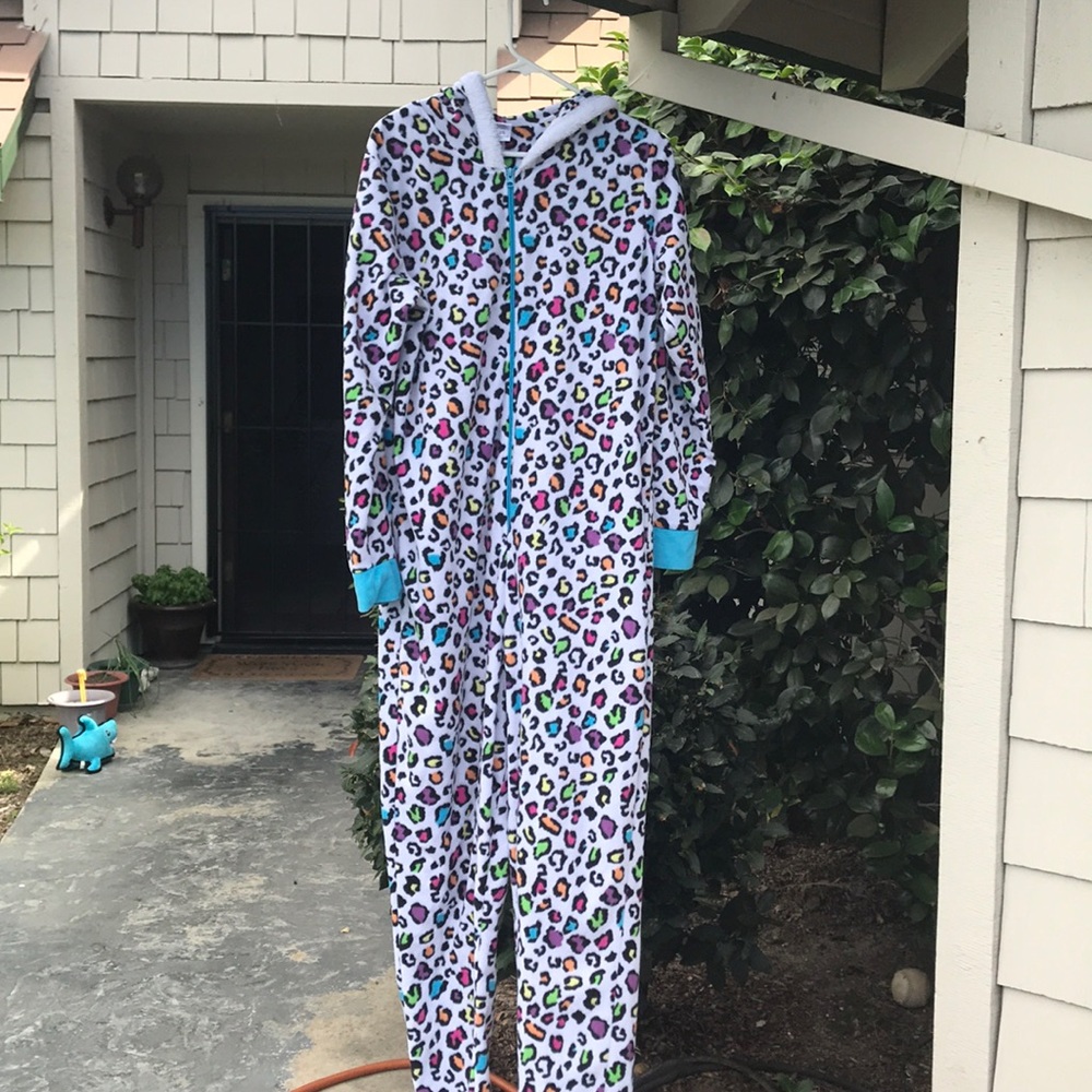 Girls Leopard Print Onesie Pajamas